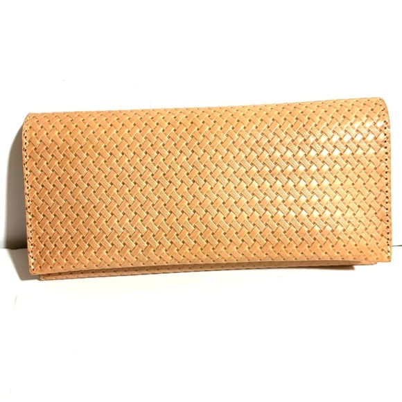Able Tan Woven Wallet with Intricate Design - Picture 2 of 5